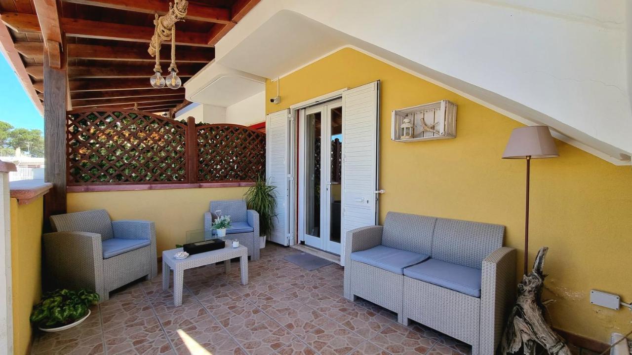 La Terrazza Dei Nonni Apartment Torre Specchia Ruggeri Exterior foto