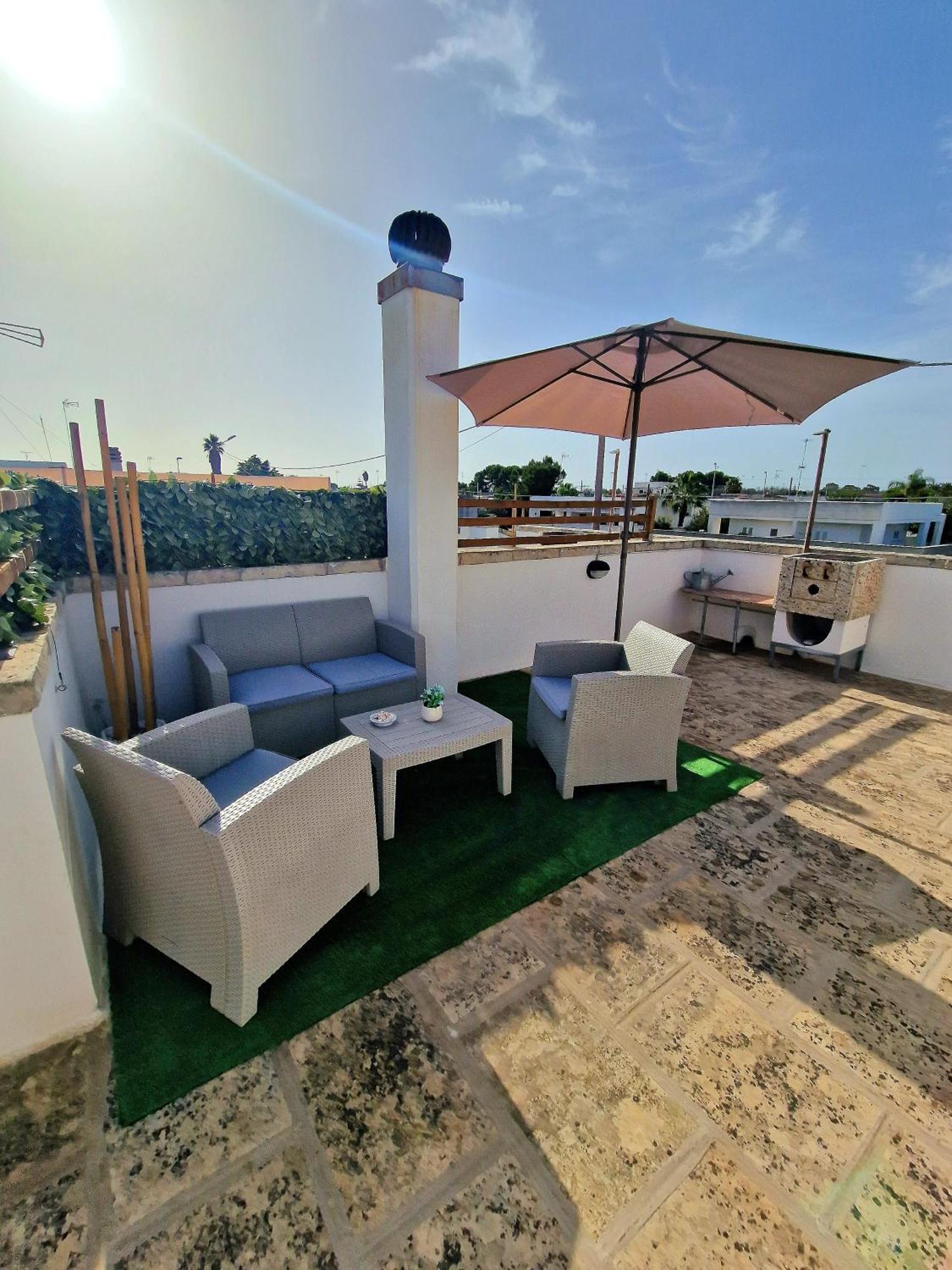 La Terrazza Dei Nonni Apartment Torre Specchia Ruggeri Exterior foto